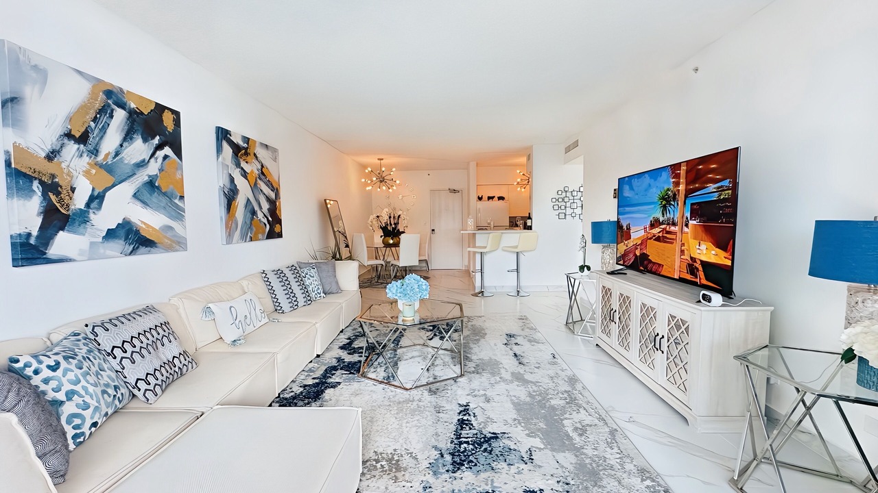 Photo of Livingroom in West Avenue