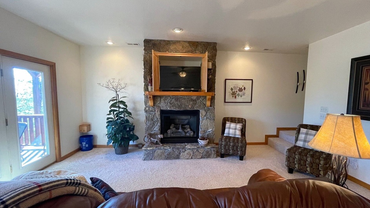 Photo of Livingroom in Murphy