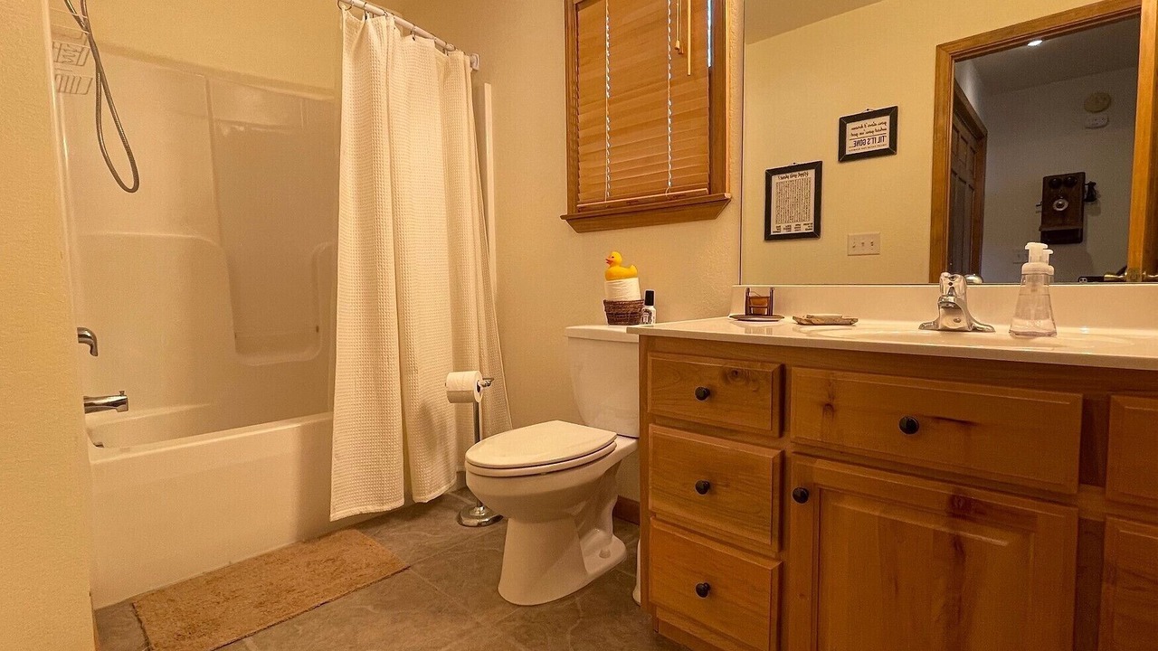 Photo of Bathroom in Murphy