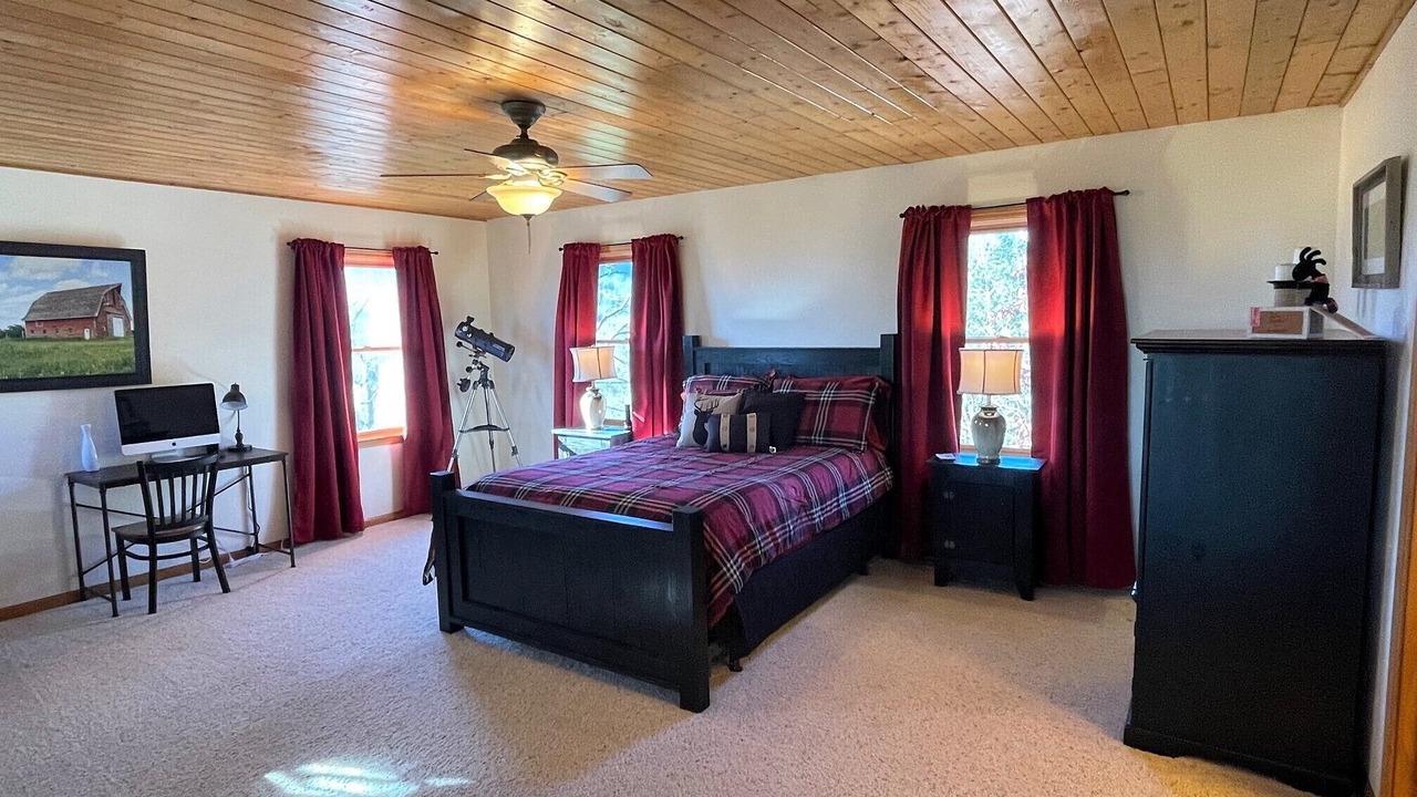 Photo of Bedroom in Murphy