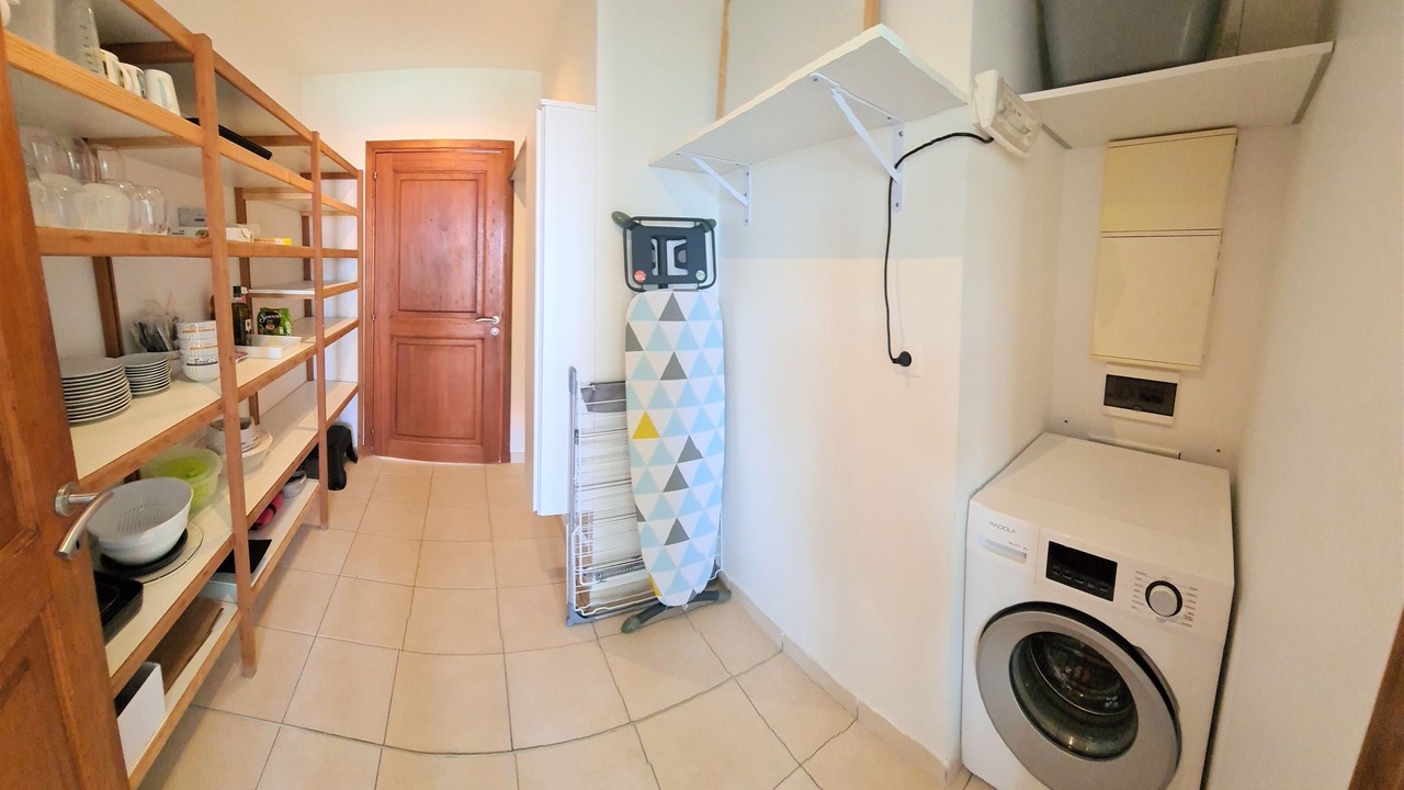 Photo of Others in La Savane