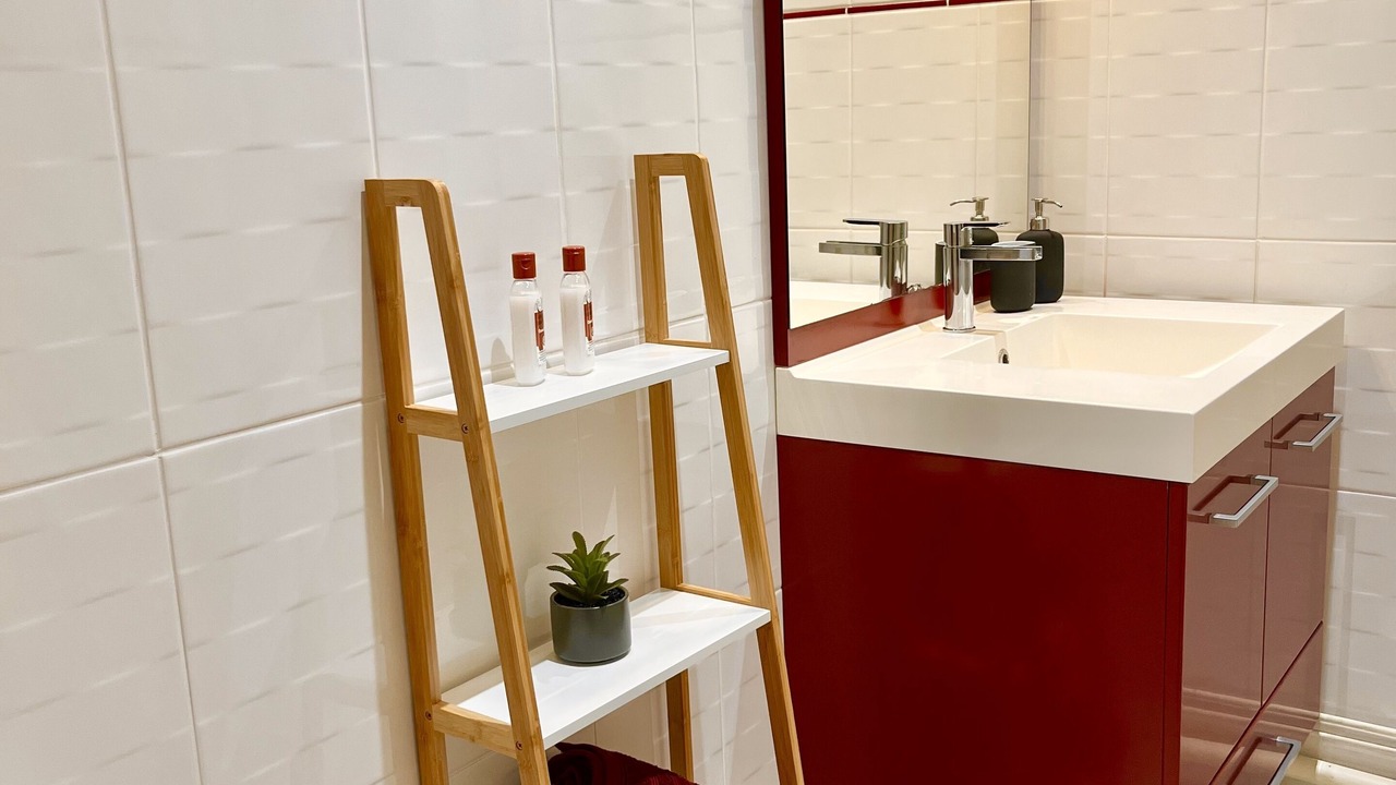 Photo of Bathroom in Carmes