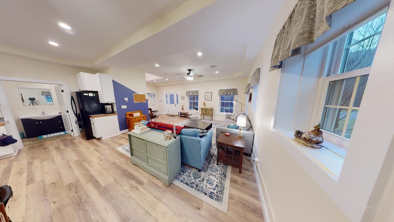 Photo of Others in Fly Creek