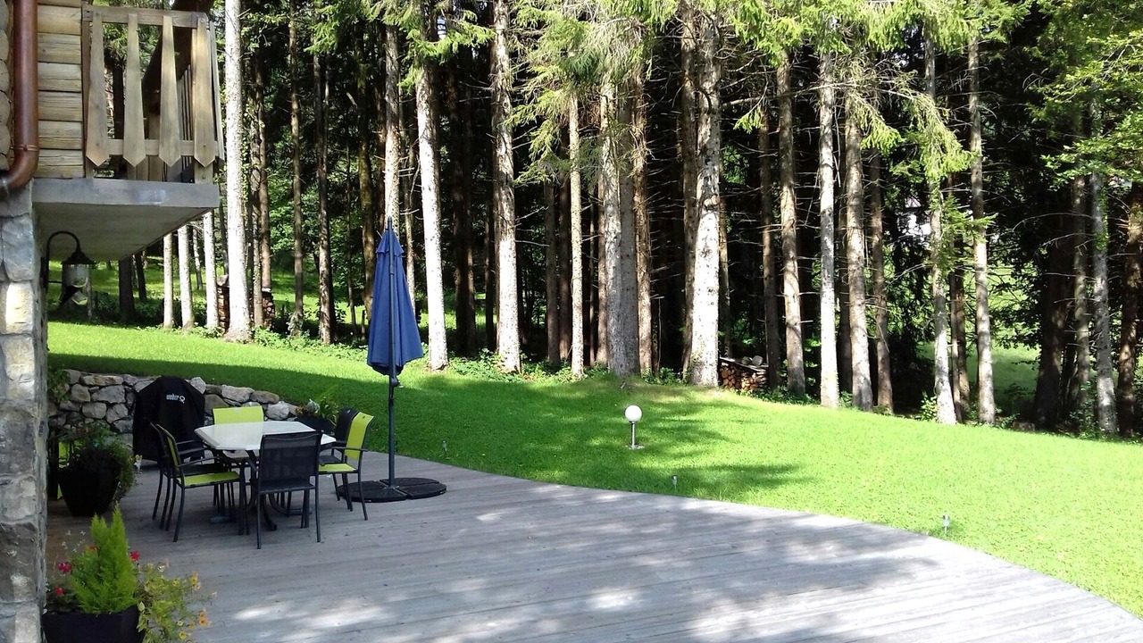 Photo of Outdoor in Bluffy