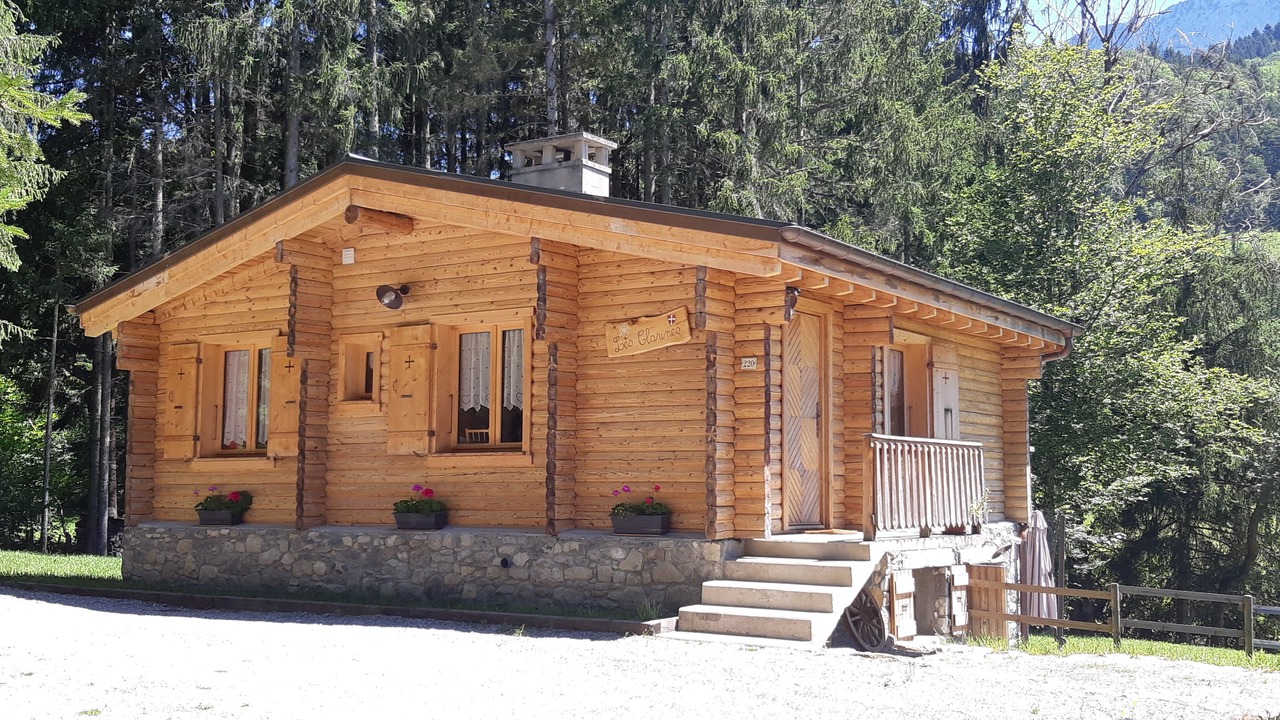 Photo of Outdoor in Bluffy