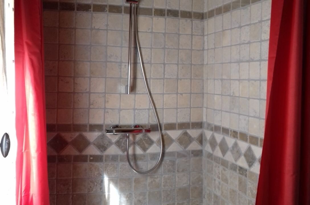 Photo of Bathroom in Bluffy