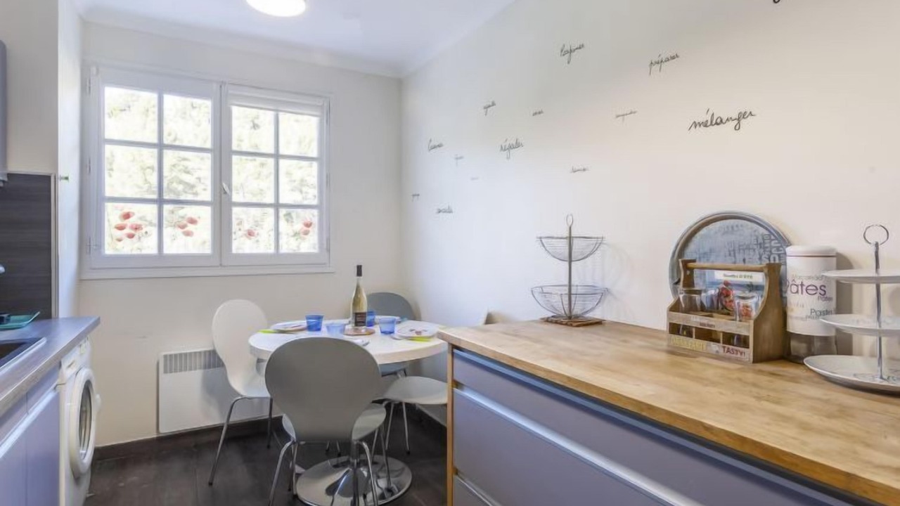 Photo of Bedroom in Hyeres