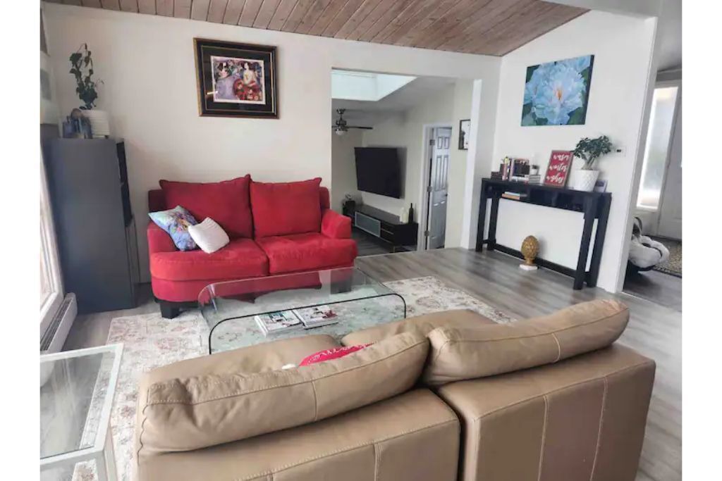 Photo of Livingroom in Barrie