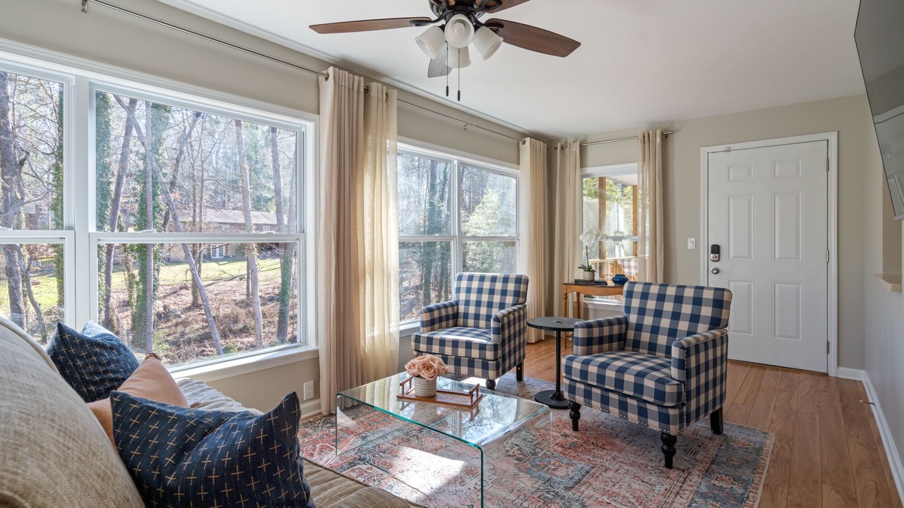 Photo of Livingroom in Cartersville