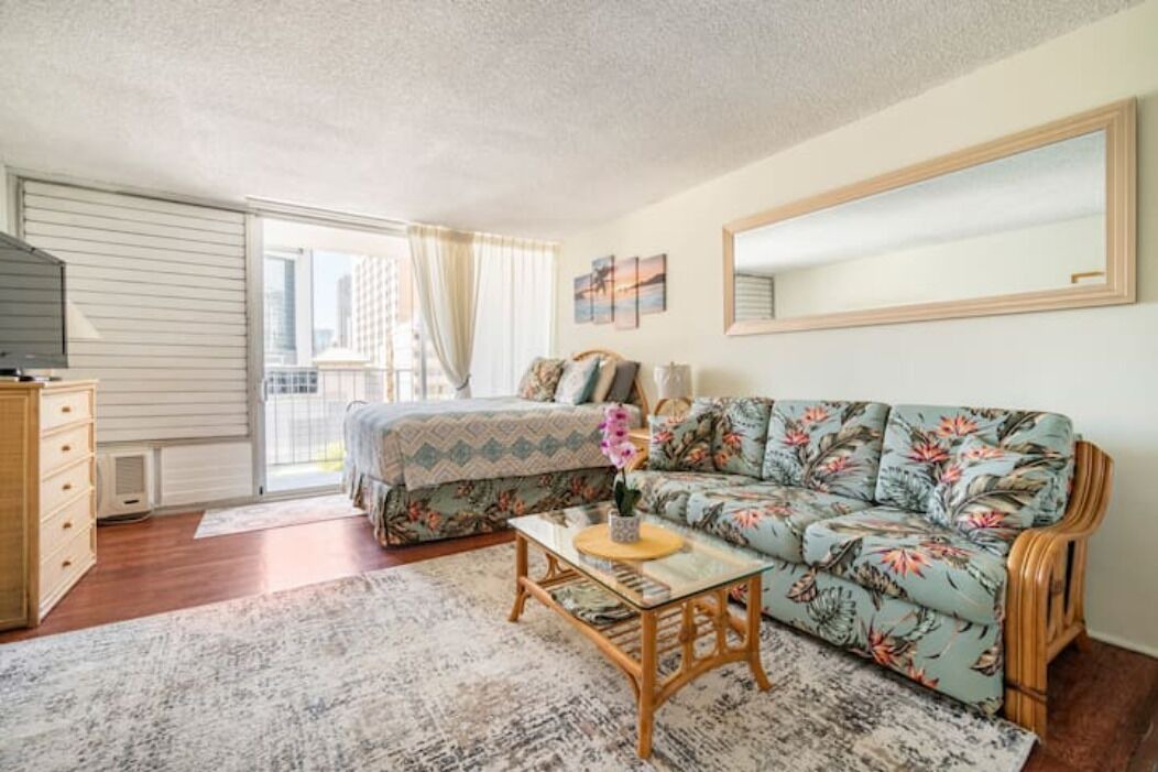 Photo of Bedroom in Waikiki