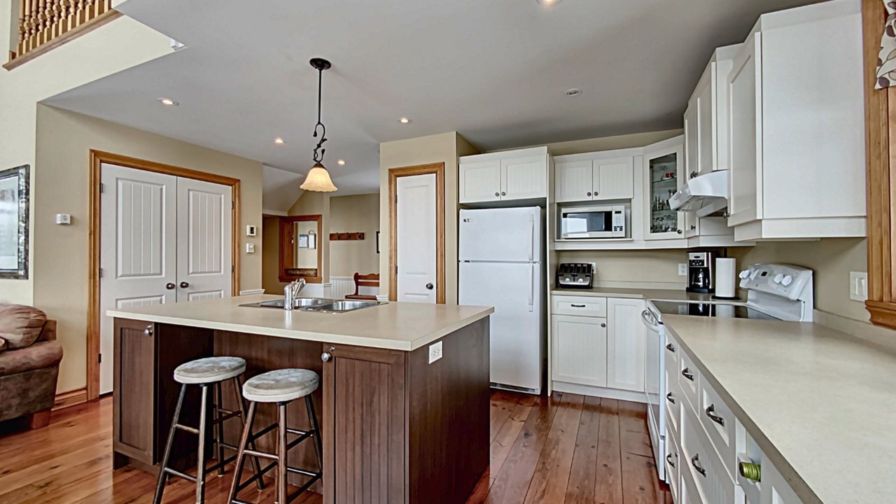 Photo of Kitchen in Petite-Riviere-Saint-Francois