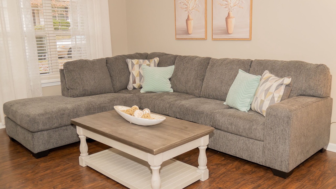 Photo of Livingroom in Southeast Raleigh