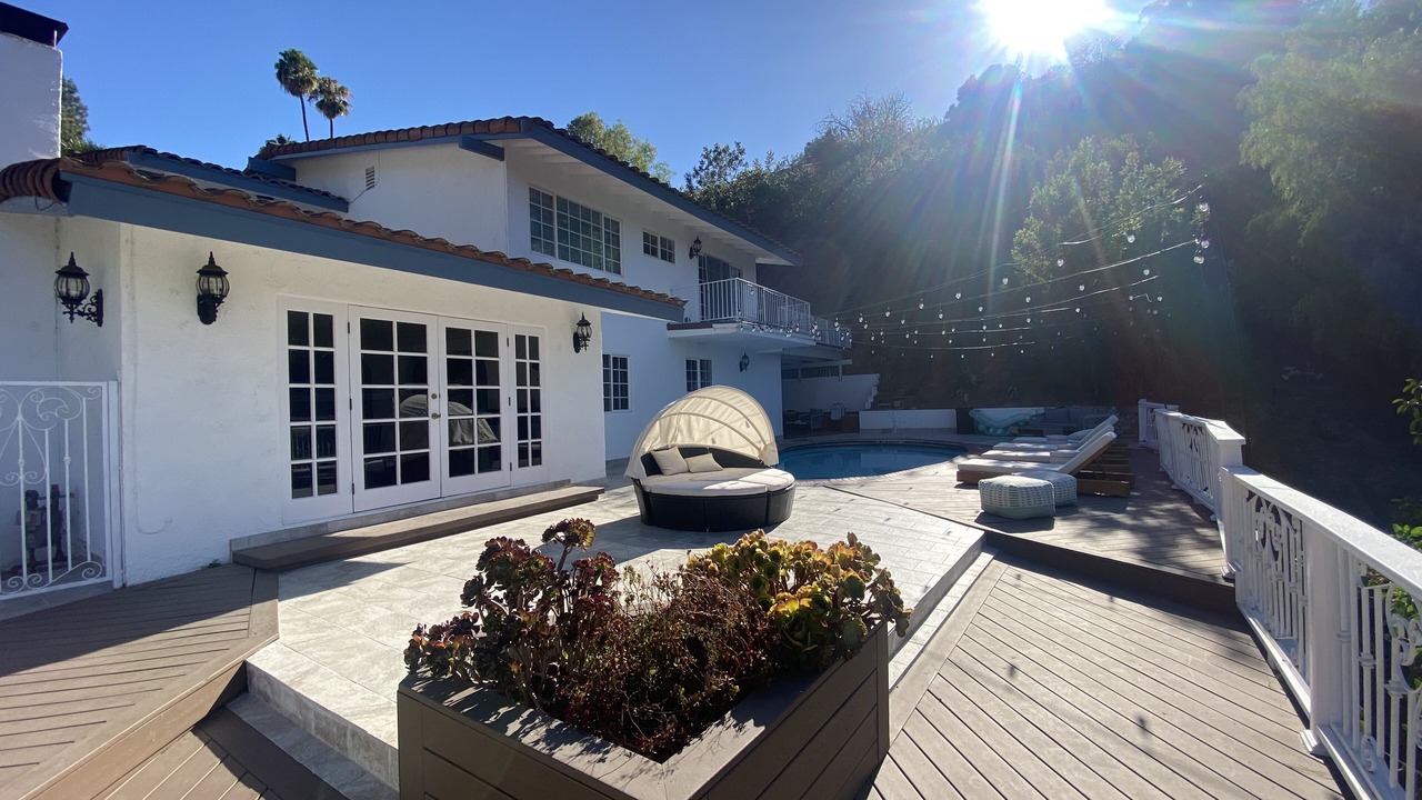Photo of Outdoor in Encino