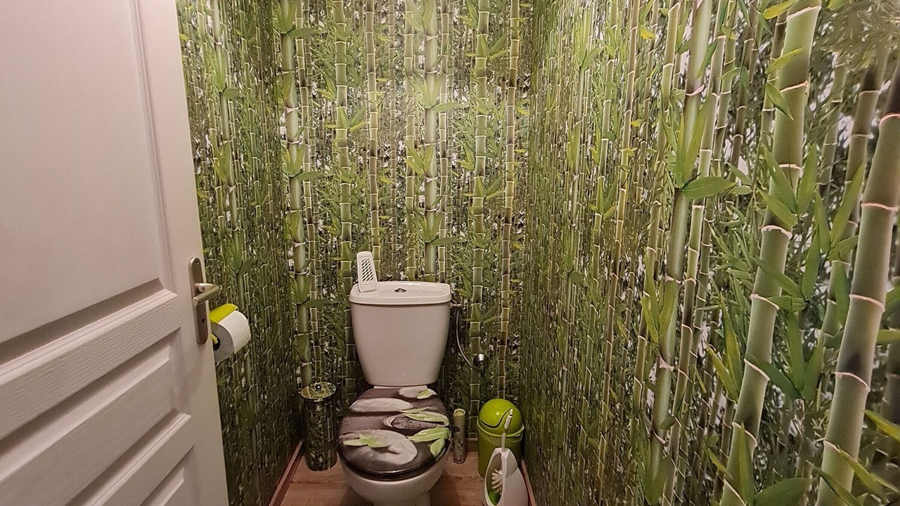 Photo of Bathroom in Choloy-Menillot