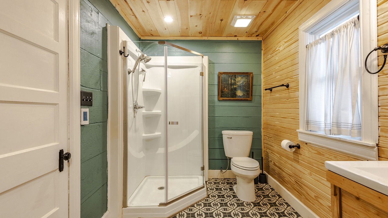 Photo of Bathroom in Fairmount