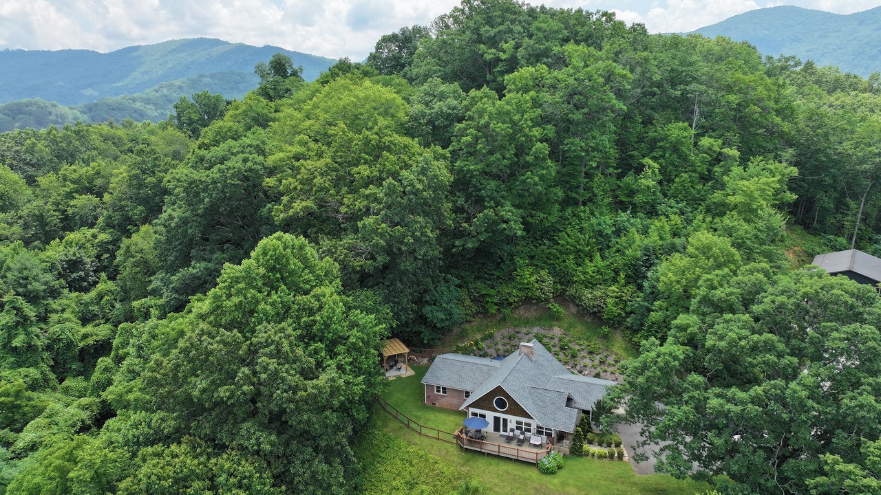 Photo of Outdoor in Waynesville