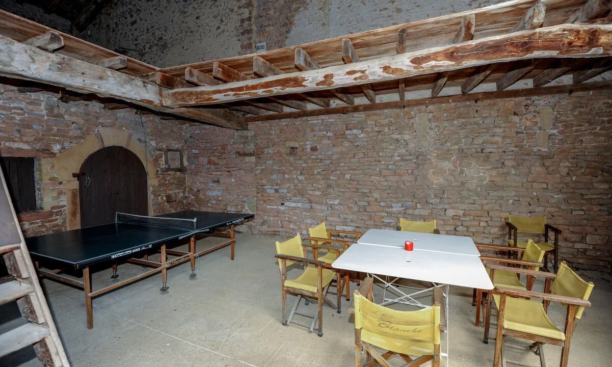 Photo of Outdoor in Leynes