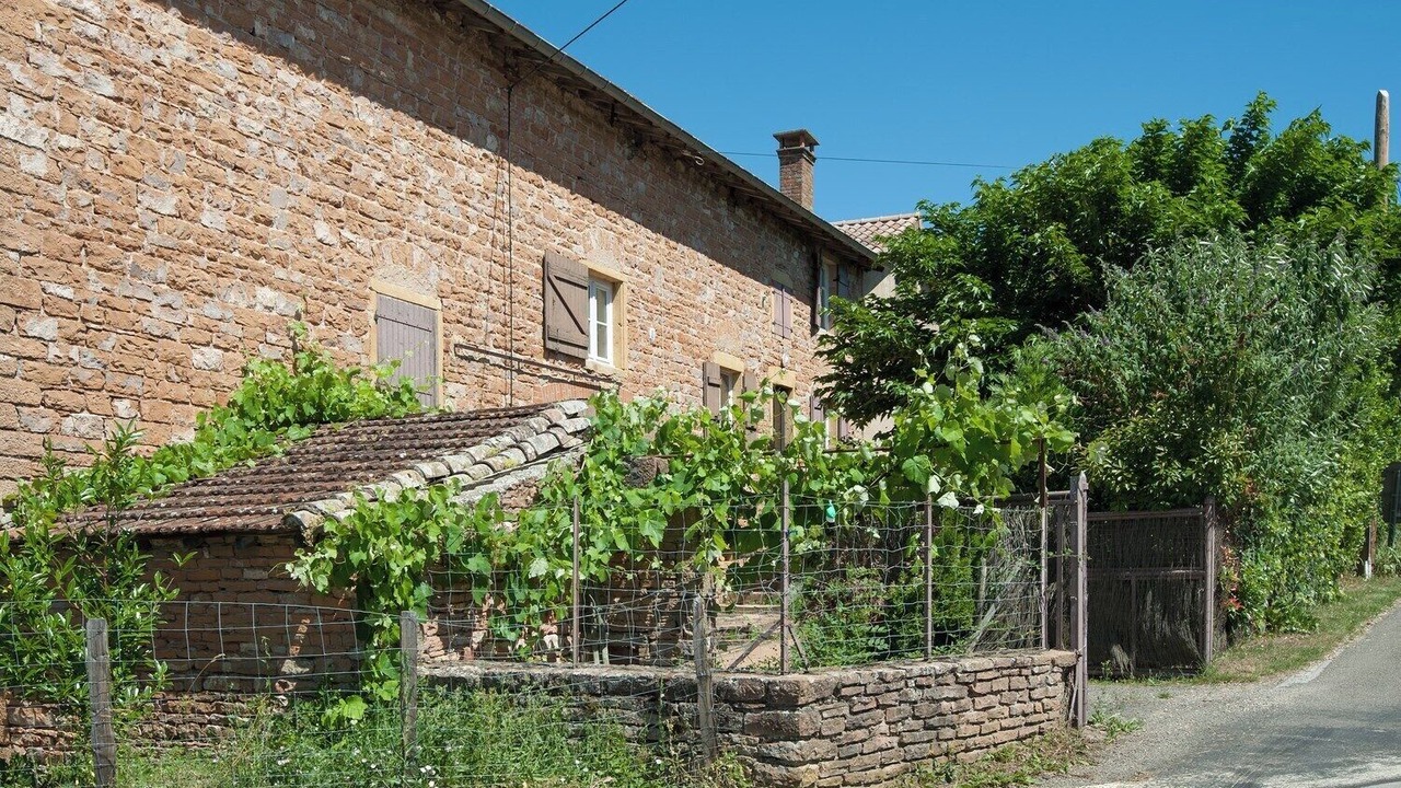 Photo of Outdoor in Leynes