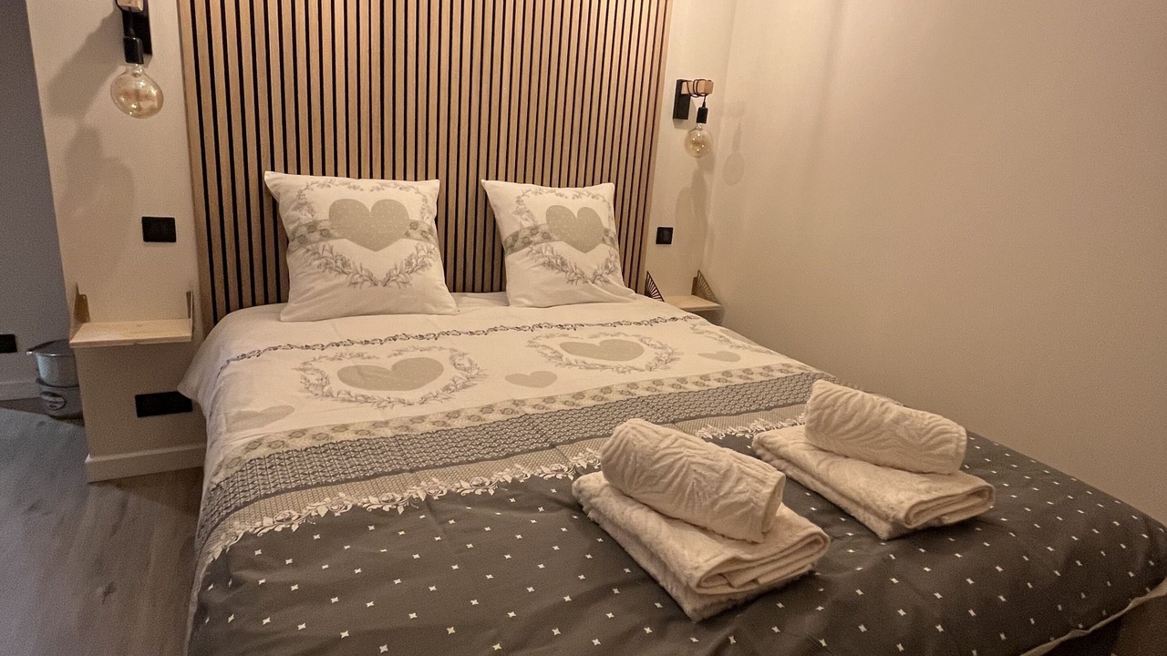 Photo of Bedroom in Esquieze-Sere