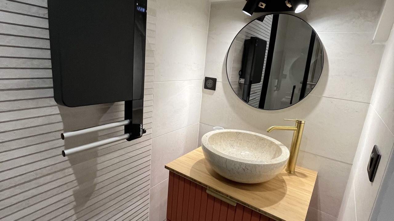 Photo of Bathroom in Esquieze-Sere