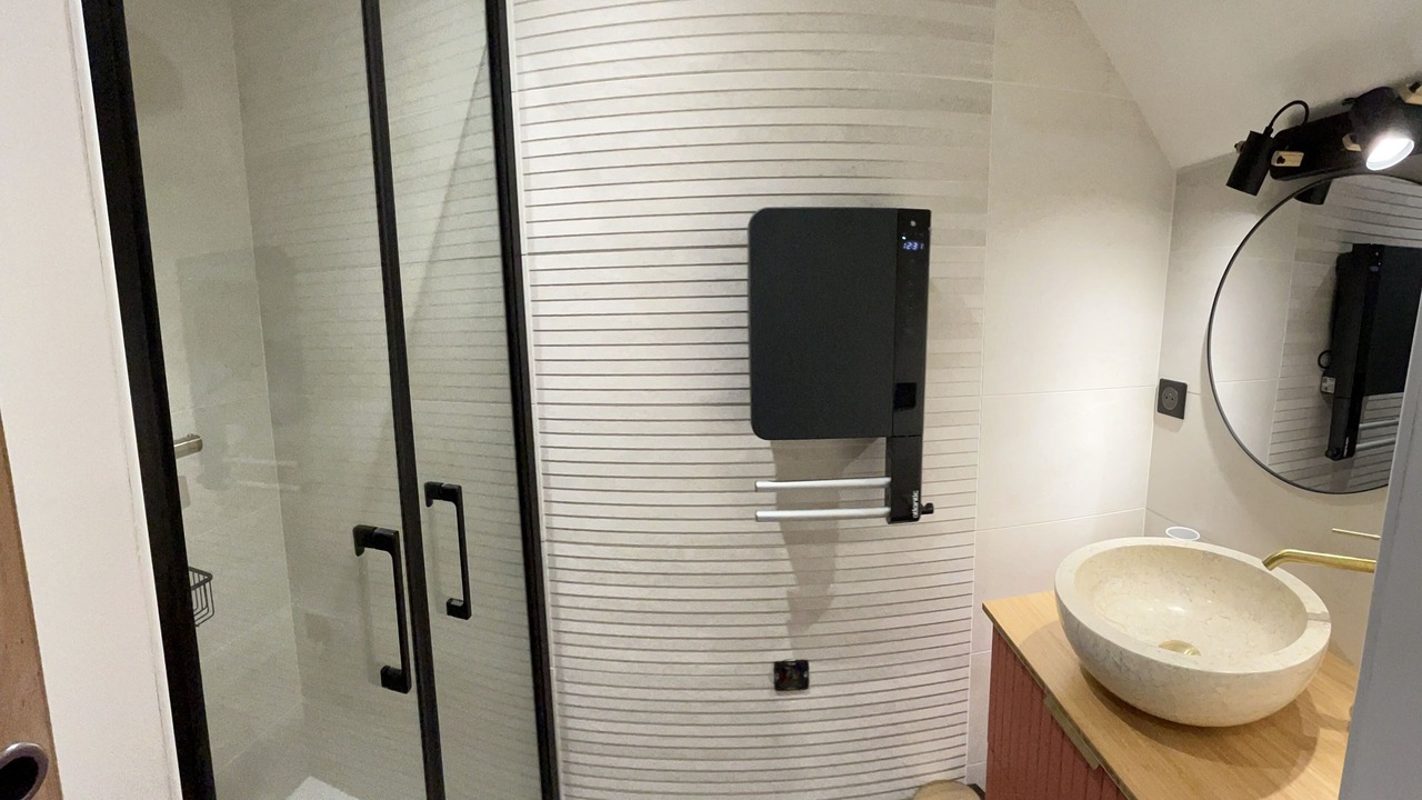 Photo of Bathroom in Esquieze-Sere