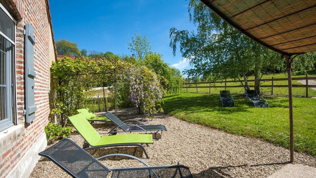 Photo of Outdoor in Pierre-de-Bresse