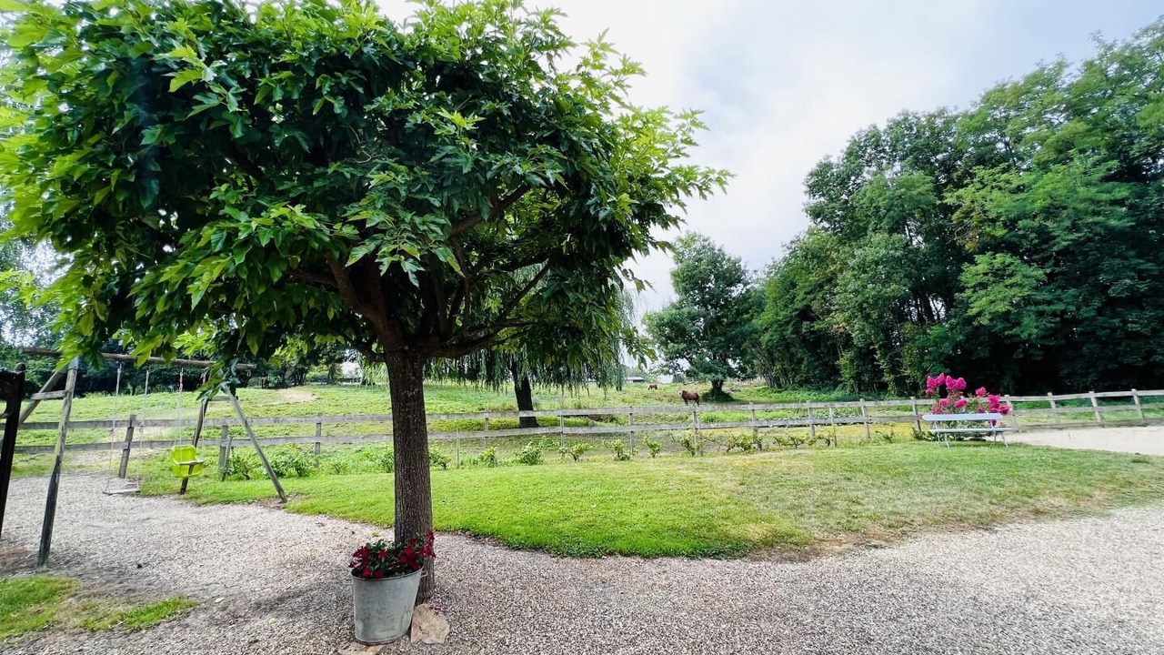 Photo of Outdoor in Pierre-de-Bresse