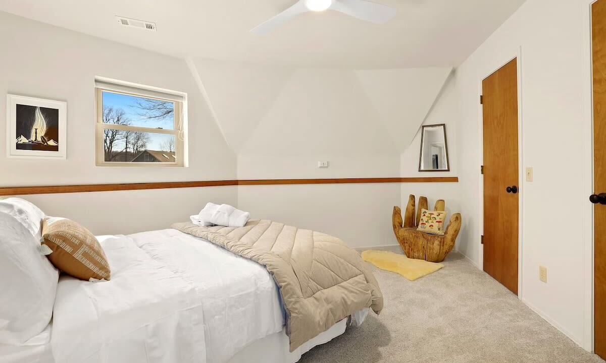 Photo of Bedroom in Lowell