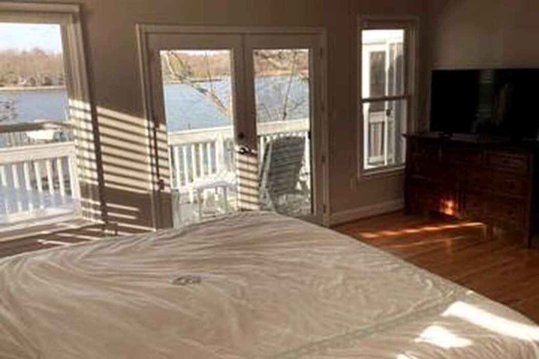 Photo of Bedroom in Arundel on the Bay