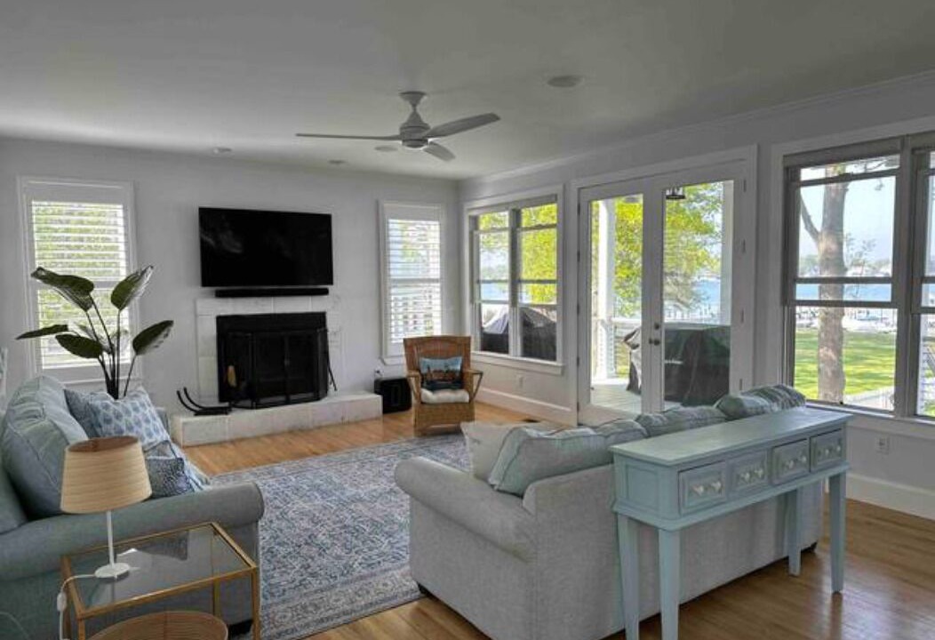 Photo of Livingroom in Arundel on the Bay