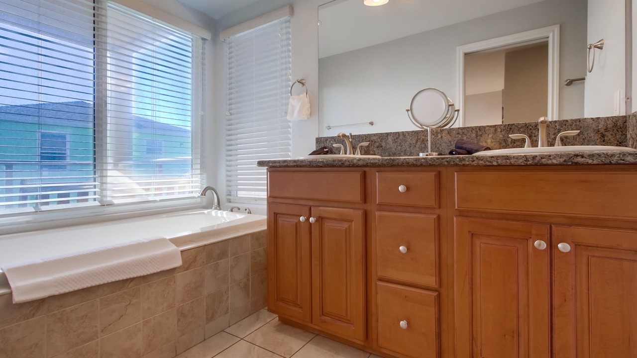 Photo of Bathroom in Mission Beach