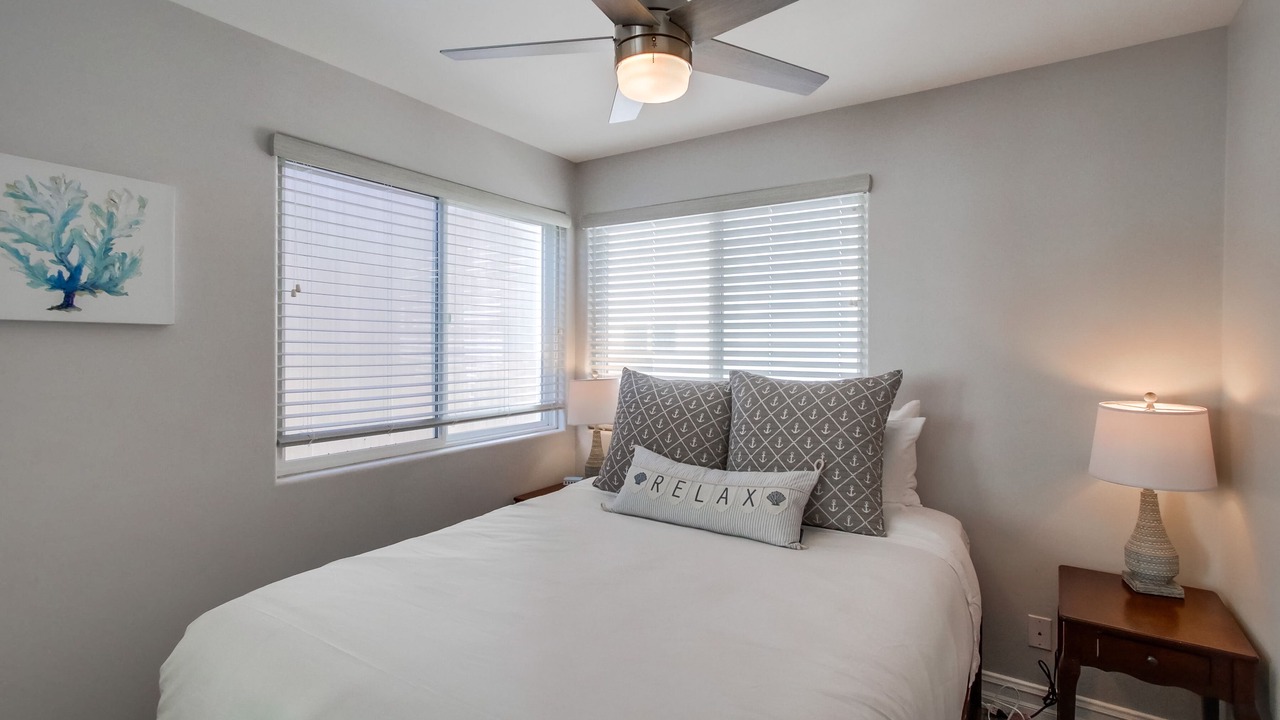 Photo of Bedroom in Mission Beach
