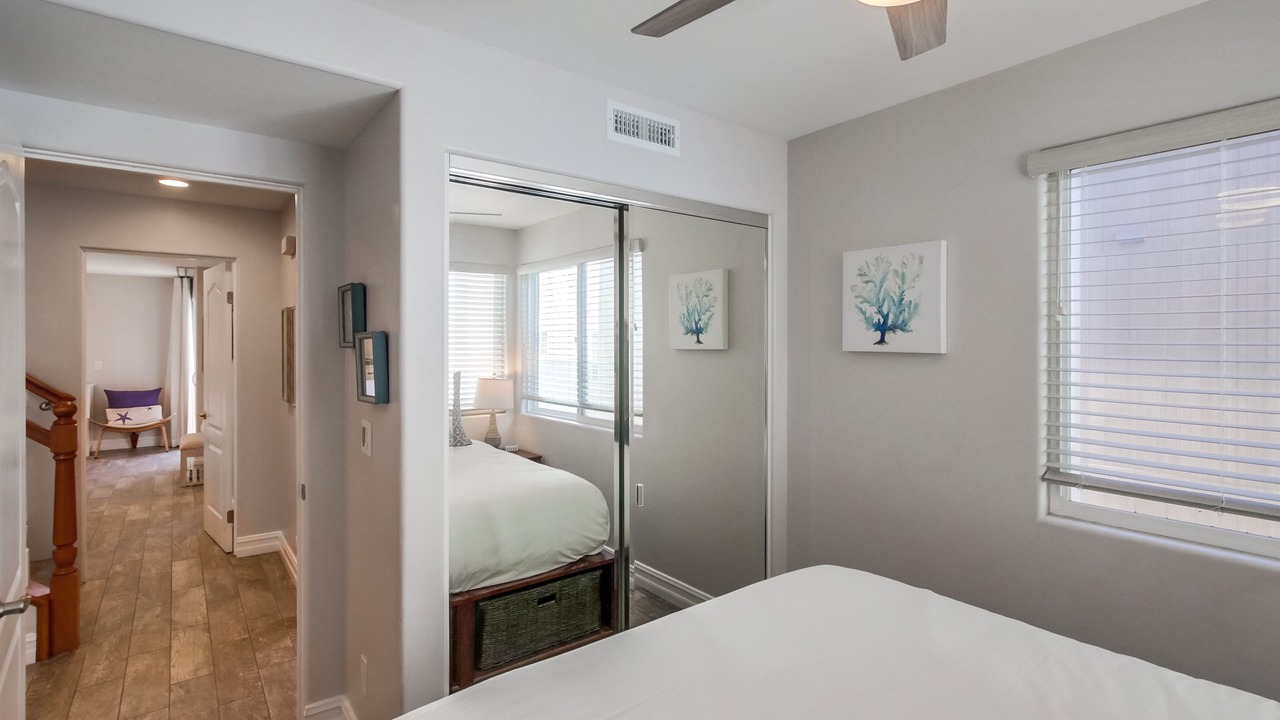 Photo of Bedroom in Mission Beach