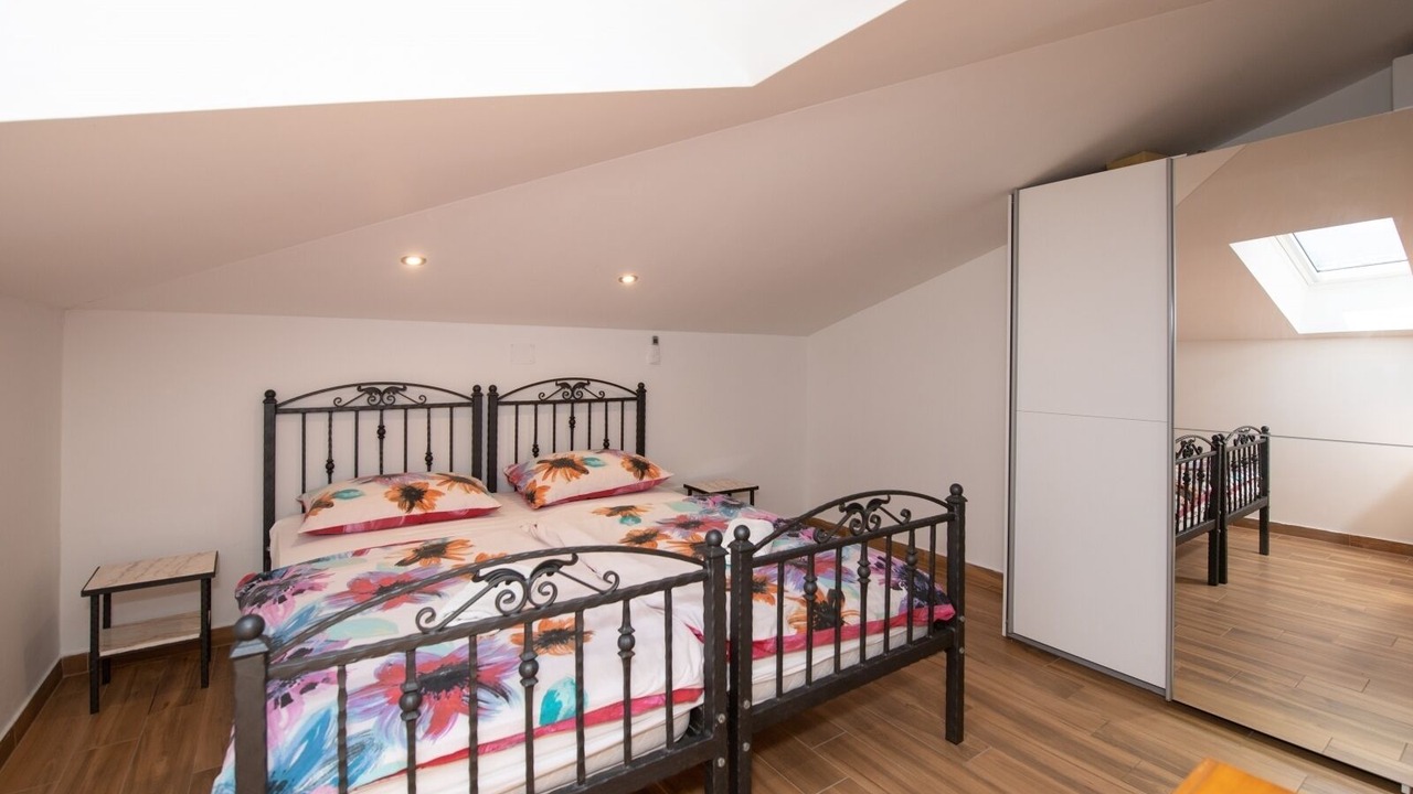 Photo of Bedroom in Ika