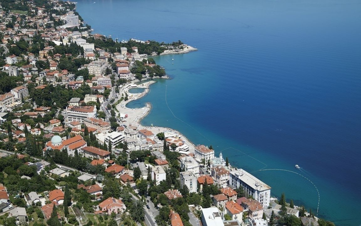 Photo of Outdoor in Ika