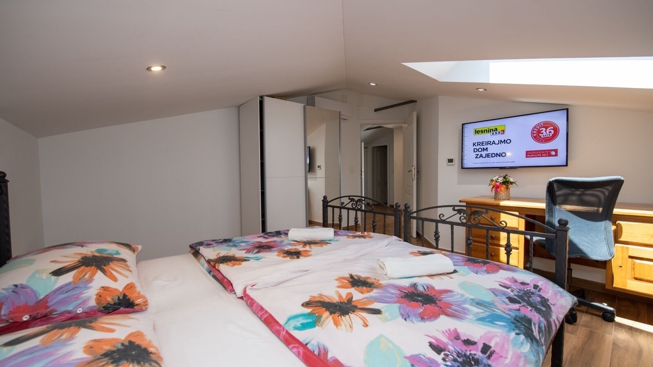Photo of Bedroom in Ika