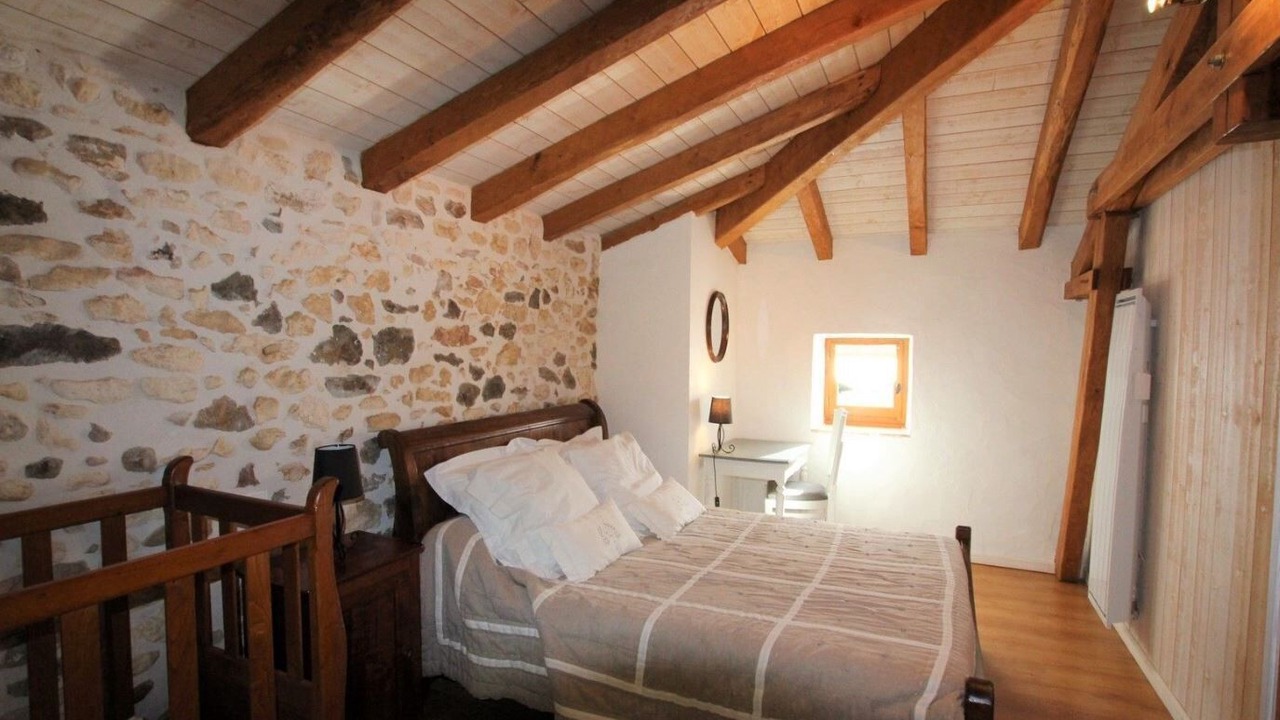 Photo of Bedroom in Biron
