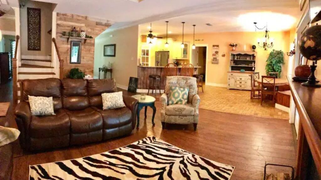 Photo of Bedroom in Daphne