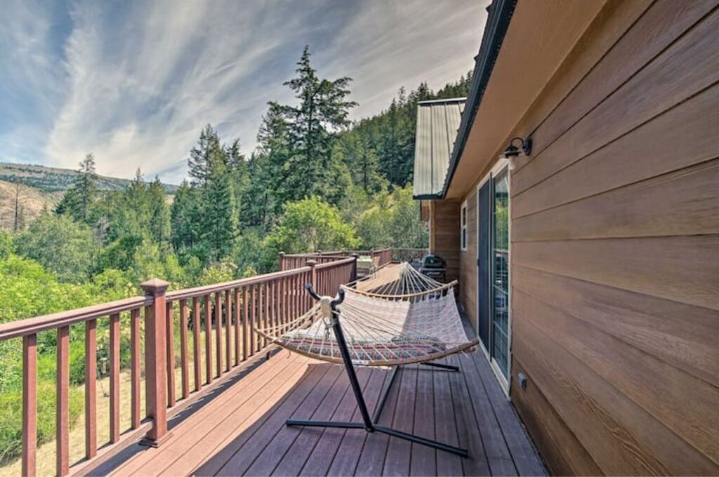 Photo of Patio Balcony in Naches