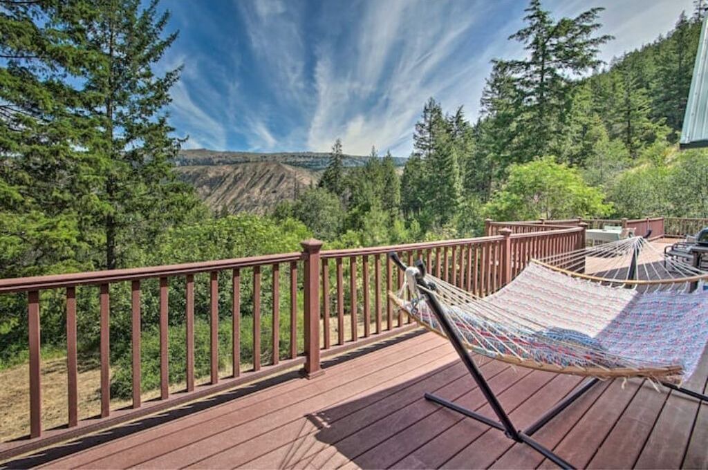 Photo of Patio Balcony in Naches