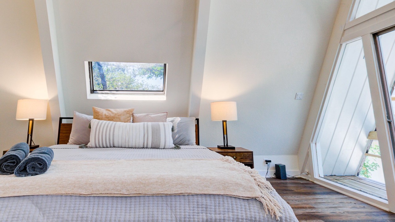 Photo of Bedroom in Spring Branch