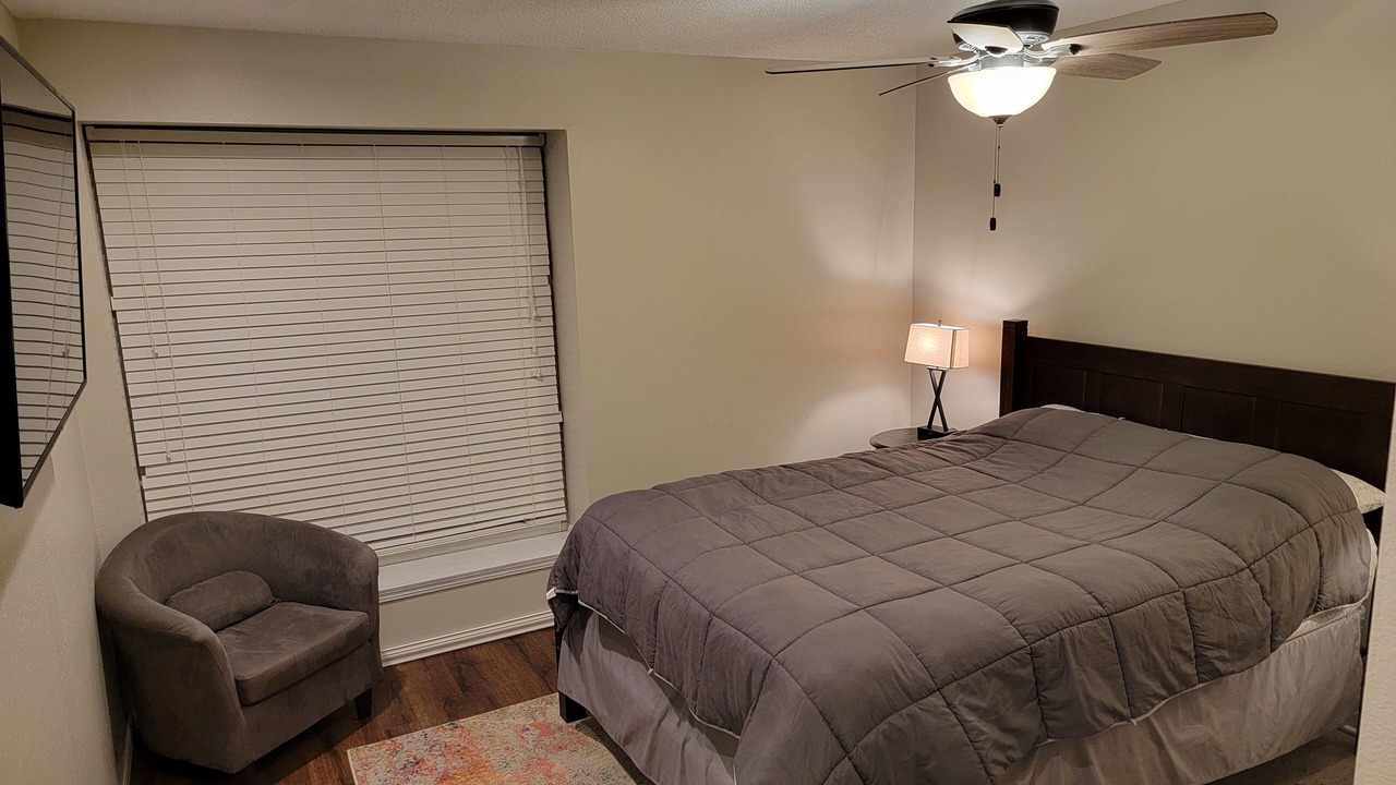 Photo of Bedroom in Weber