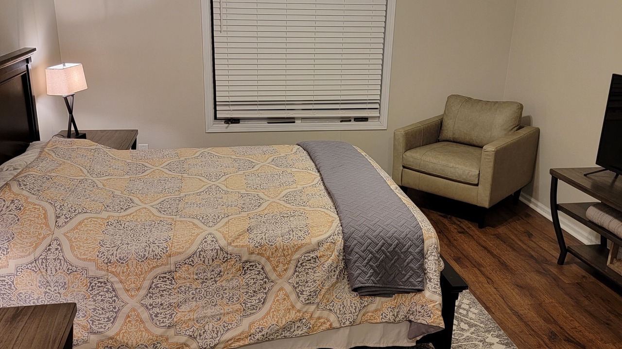 Photo of Bedroom in Weber