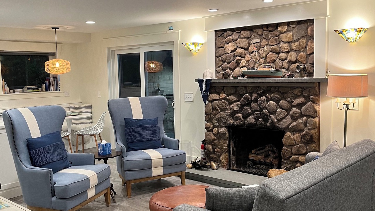 Photo of Livingroom in Northwest Ithaca