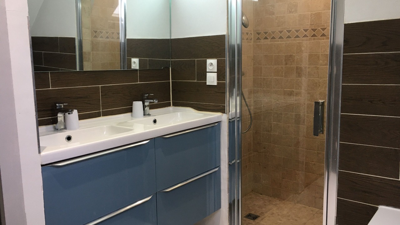 Photo of Bathroom in Montguillon