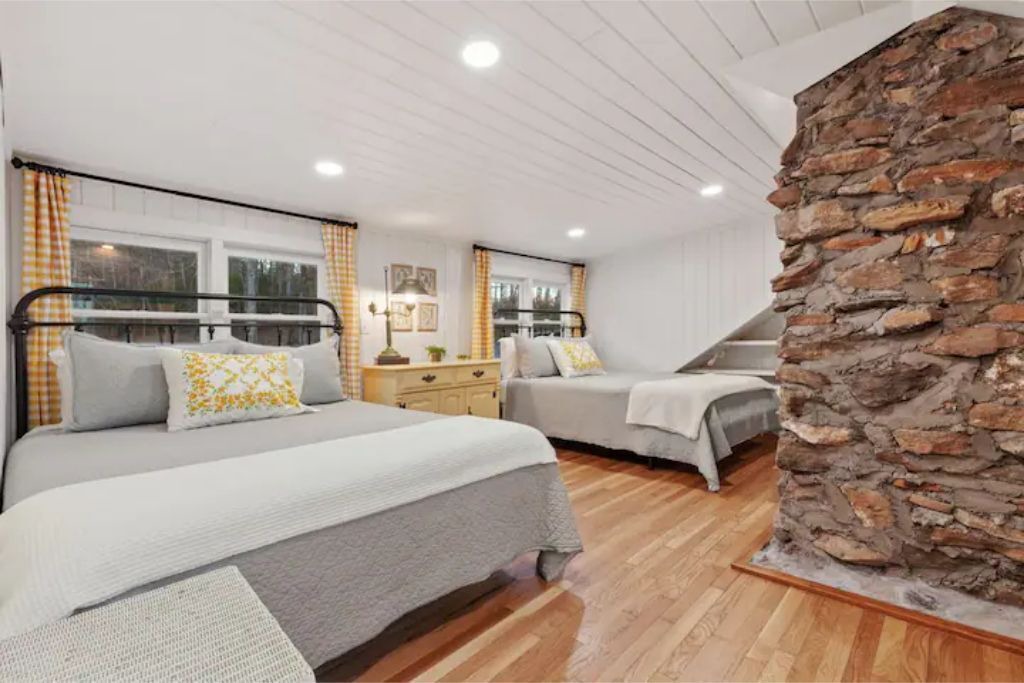 Photo of Bedroom in Suches