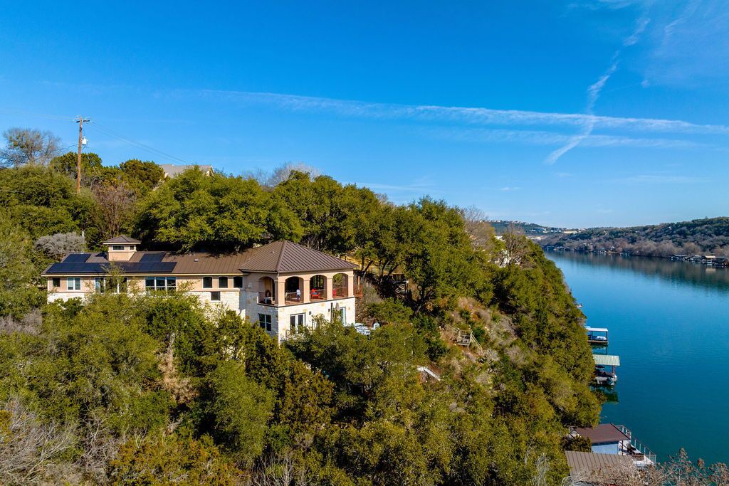 Photo of Others in Oak Shores On Lake Austin