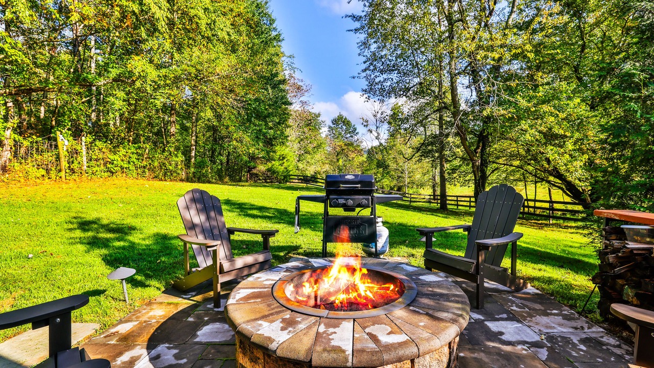Photo of Outdoor in Etlan