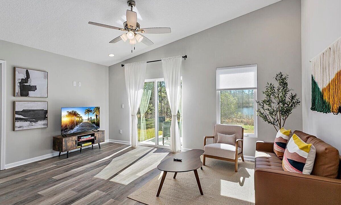 Photo of Livingroom in St. Marys