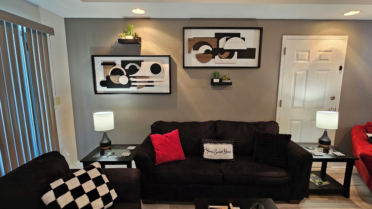 Photo of Livingroom in Bluff City